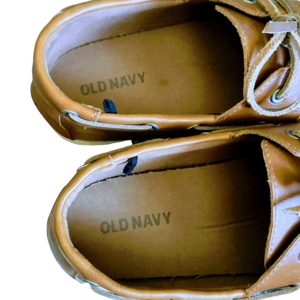 Old Navy Boat Brown Shoes